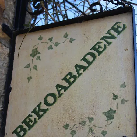 Bekoabadene * Menaka